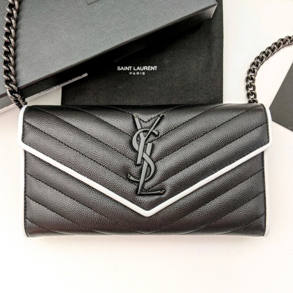 Authentic YSL Grain de Poudre Chevron Cassandra WOC Wallet On Chain - Picture 3 of 16
